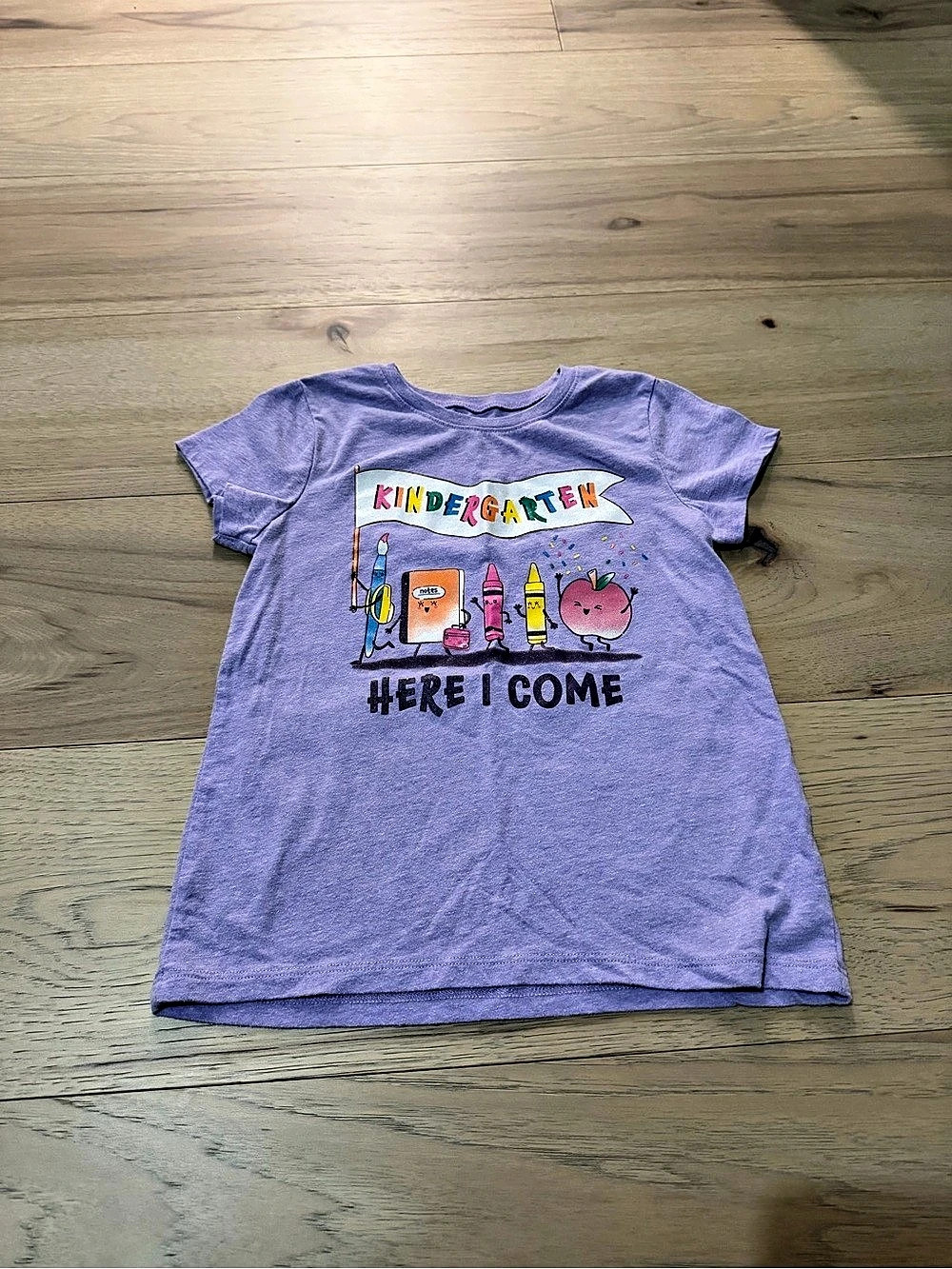 The Children’s PLACE Girls Purple Graphic Tee Size Medium